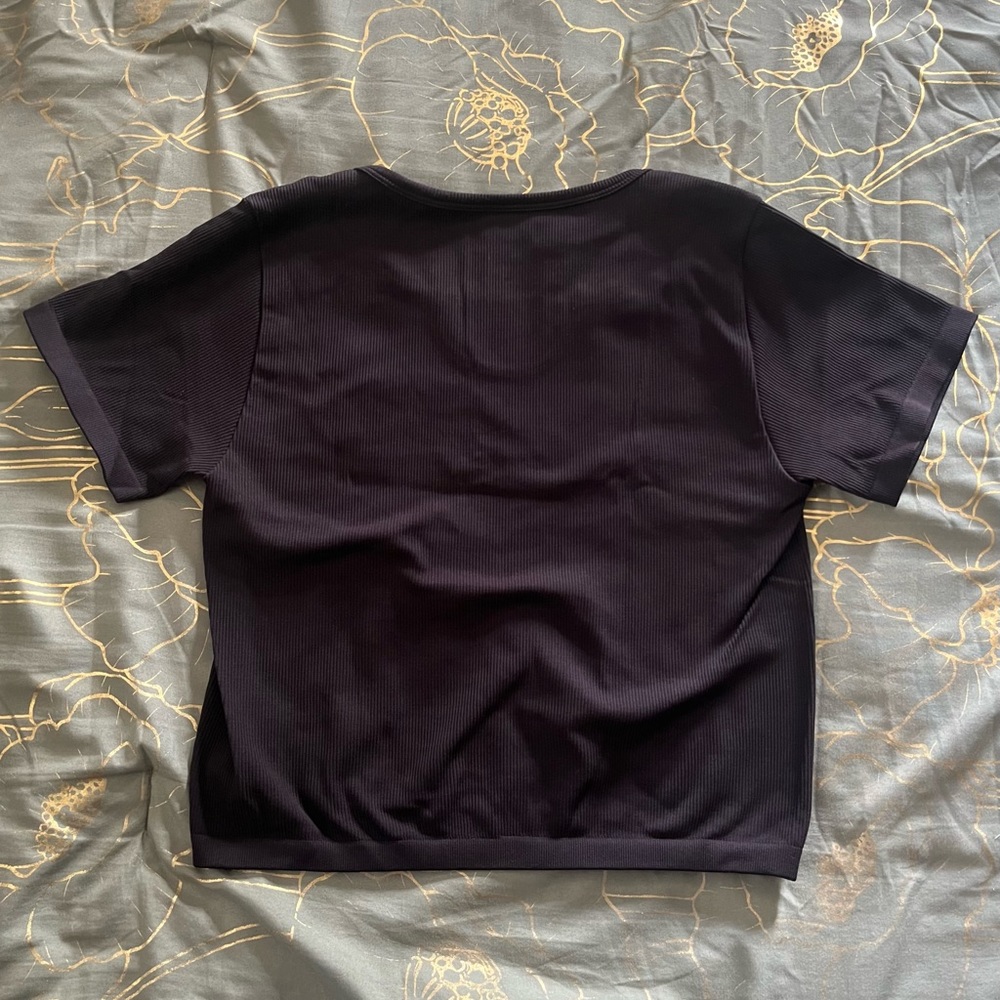 Athletic top Guess size large - Picture 2 of 2